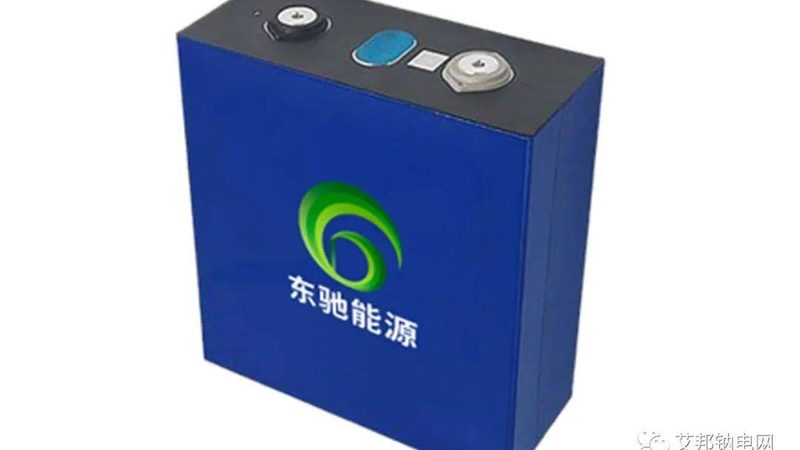 V型磷酸铁锂电池型号解析：揭秘其性能与报价**
